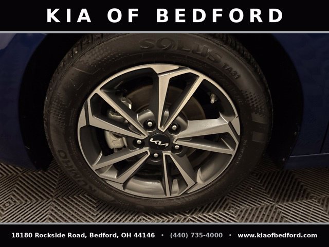 Certified 2024 Kia Forte LXS FWD image 27