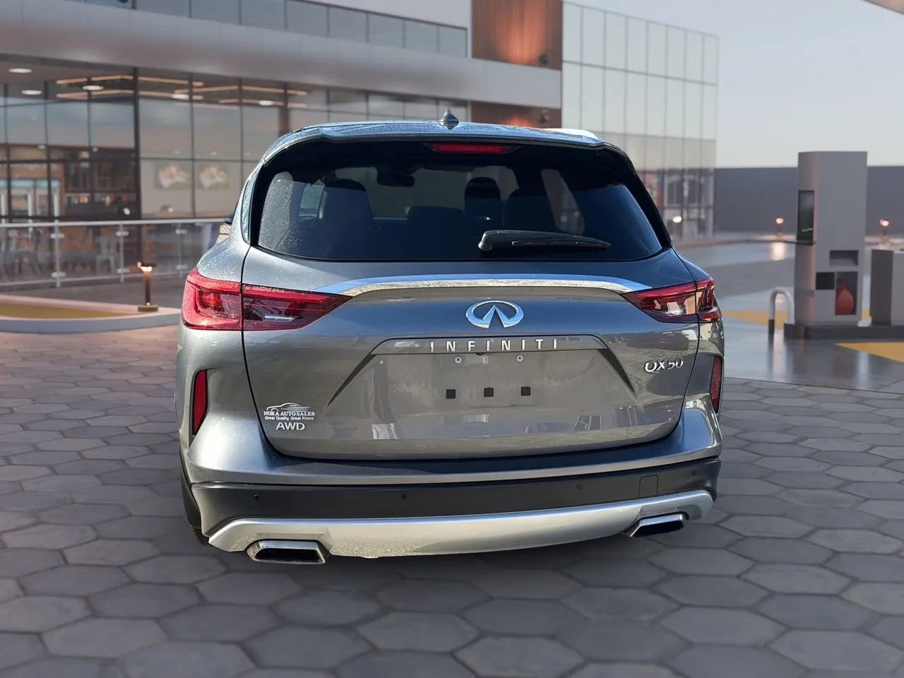 Used 2019 INFINITI QX50 Essential w/ Premium Heat Package image 8