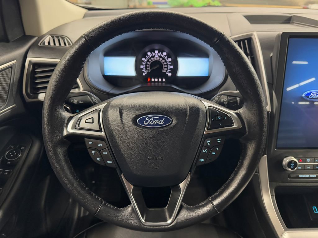 Used 2024 Ford Edge SEL image 19