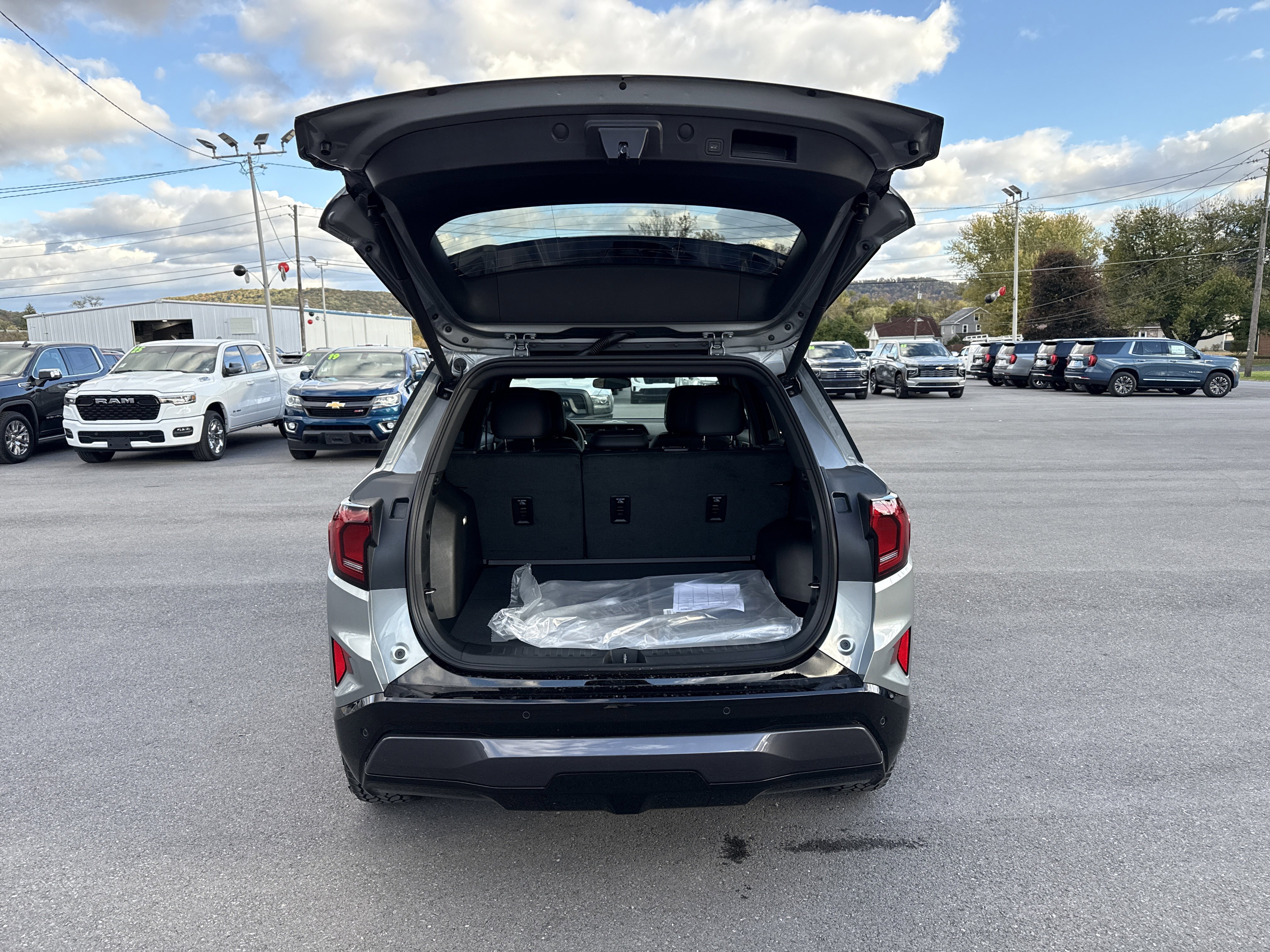 New 2026 GMC Terrain AT4 w/ Convenience Package III image 5