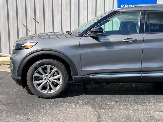 Used 2023 Ford Explorer Limited w/ Equipment Group 301A AWD/4WD image 24