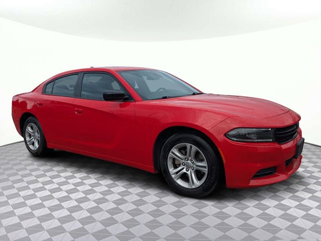 Used 2023 Dodge Charger SXT image 2