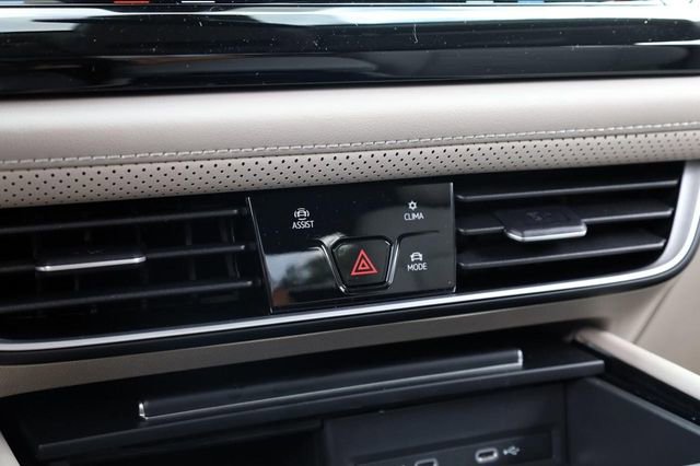 New 2026 Volkswagen Atlas SE image 15