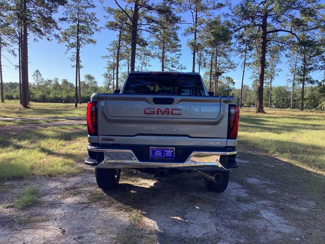 New 2025 GMC Sierra 2500 SLT w/ SLT Premium Package image 4