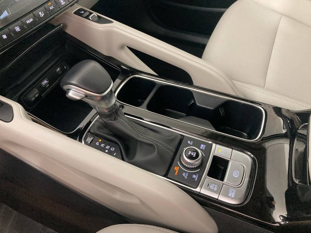 Used 2023 Kia Telluride S image 9