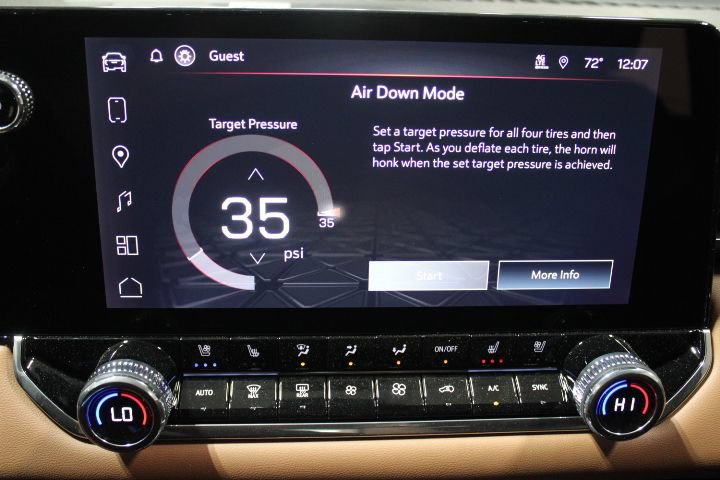 New 2026 GMC Canyon AT4 w/ Technology Plus Package AWD/4WD image 55