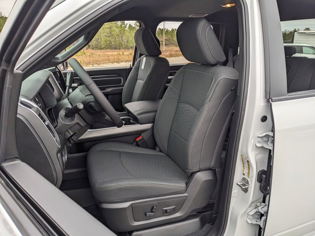 New 2026 RAM 3500 Big Horn image 35