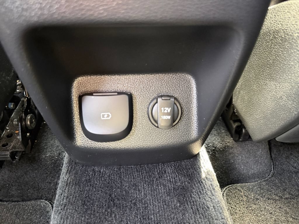 Used 2025 Genesis GV80 2.5T Standard AWD/4WD image 31