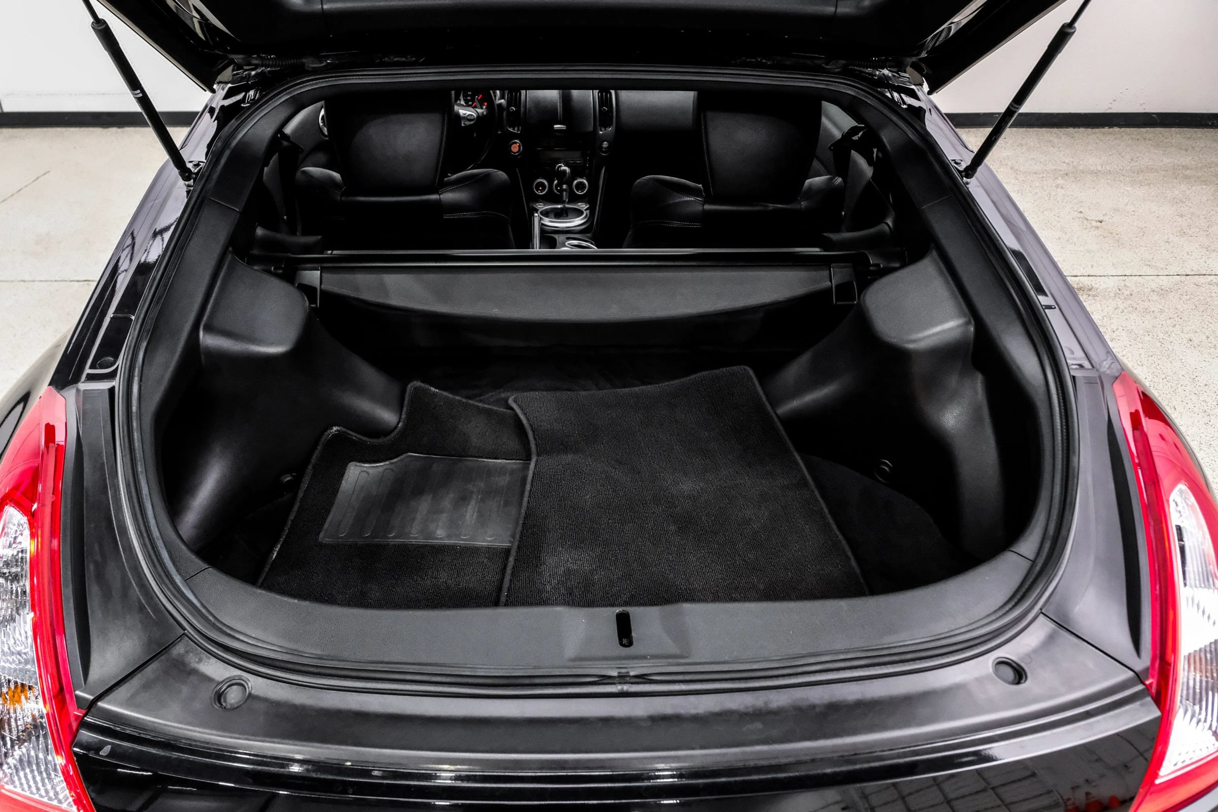Used 2012 Nissan 370Z Touring w/ Sport Pkg RWD image 56