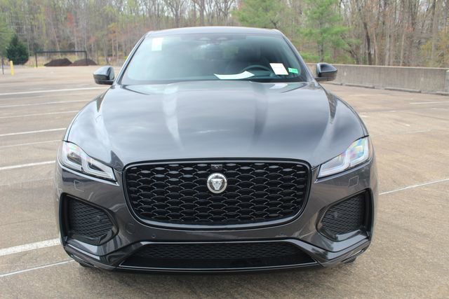 New 2026 Jaguar F-PACE R-Dynamic S image 8