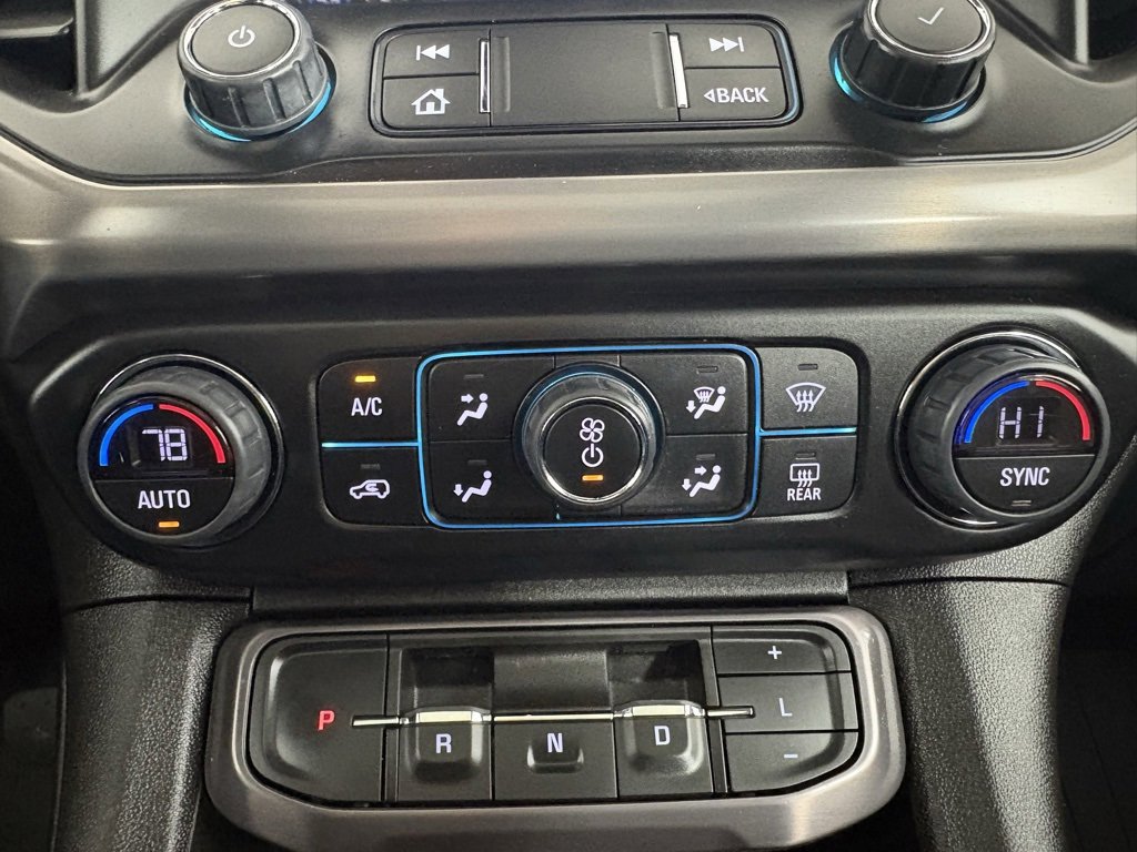 Used 2022 GMC Acadia AT4 w/ Technology Package image 29