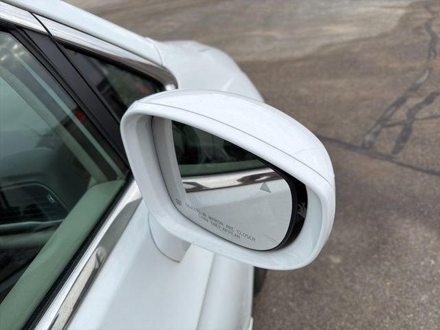 Used 2018 Chrysler Pacifica Touring-L image 4