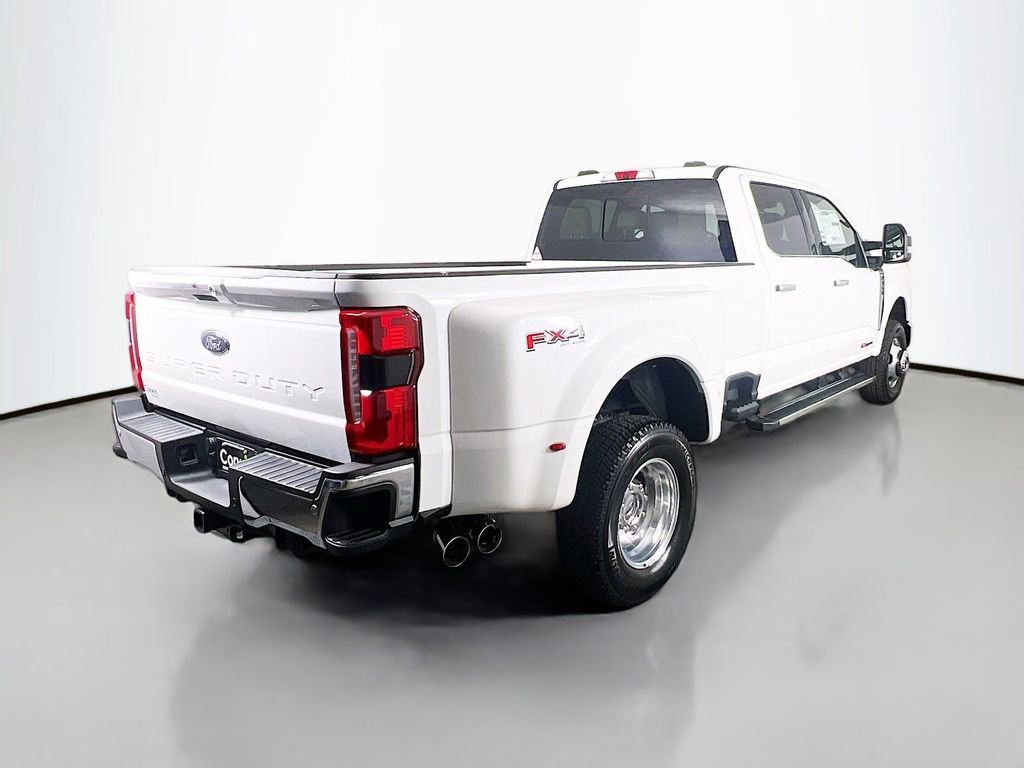New 2026 Ford F350 Lariat w/ Lariat Premium Package image 16