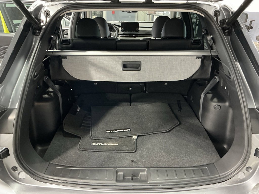 Used 2022 Mitsubishi Outlander SEL image 29