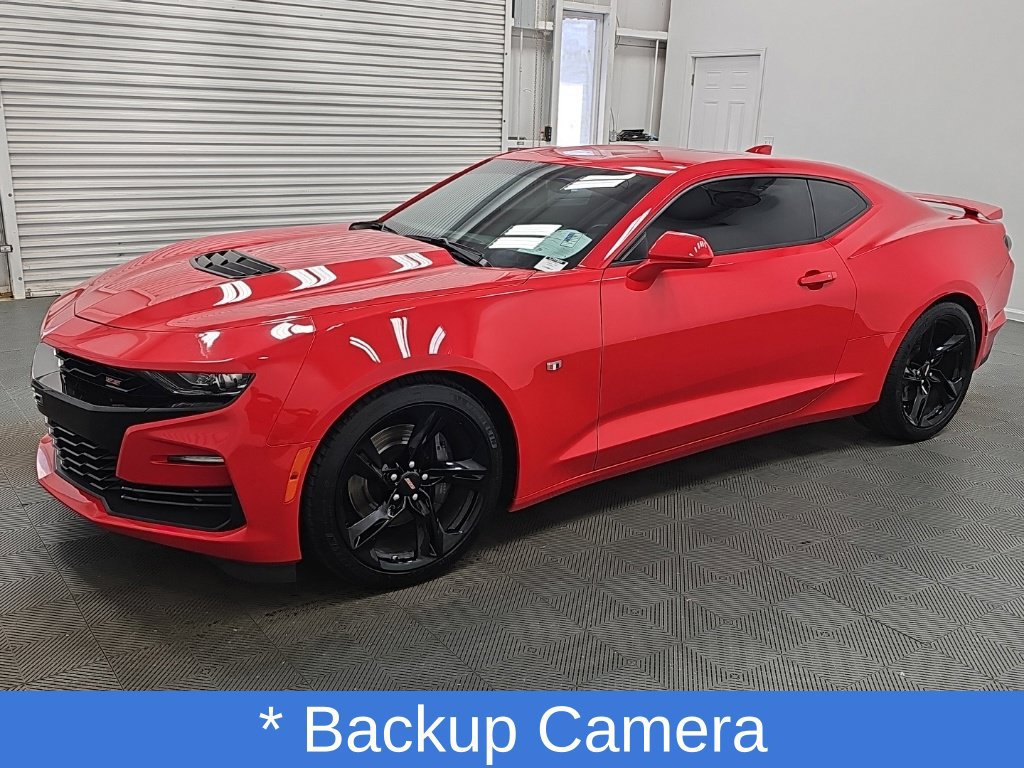 Used 2019 Chevrolet Camaro SS RWD image 4
