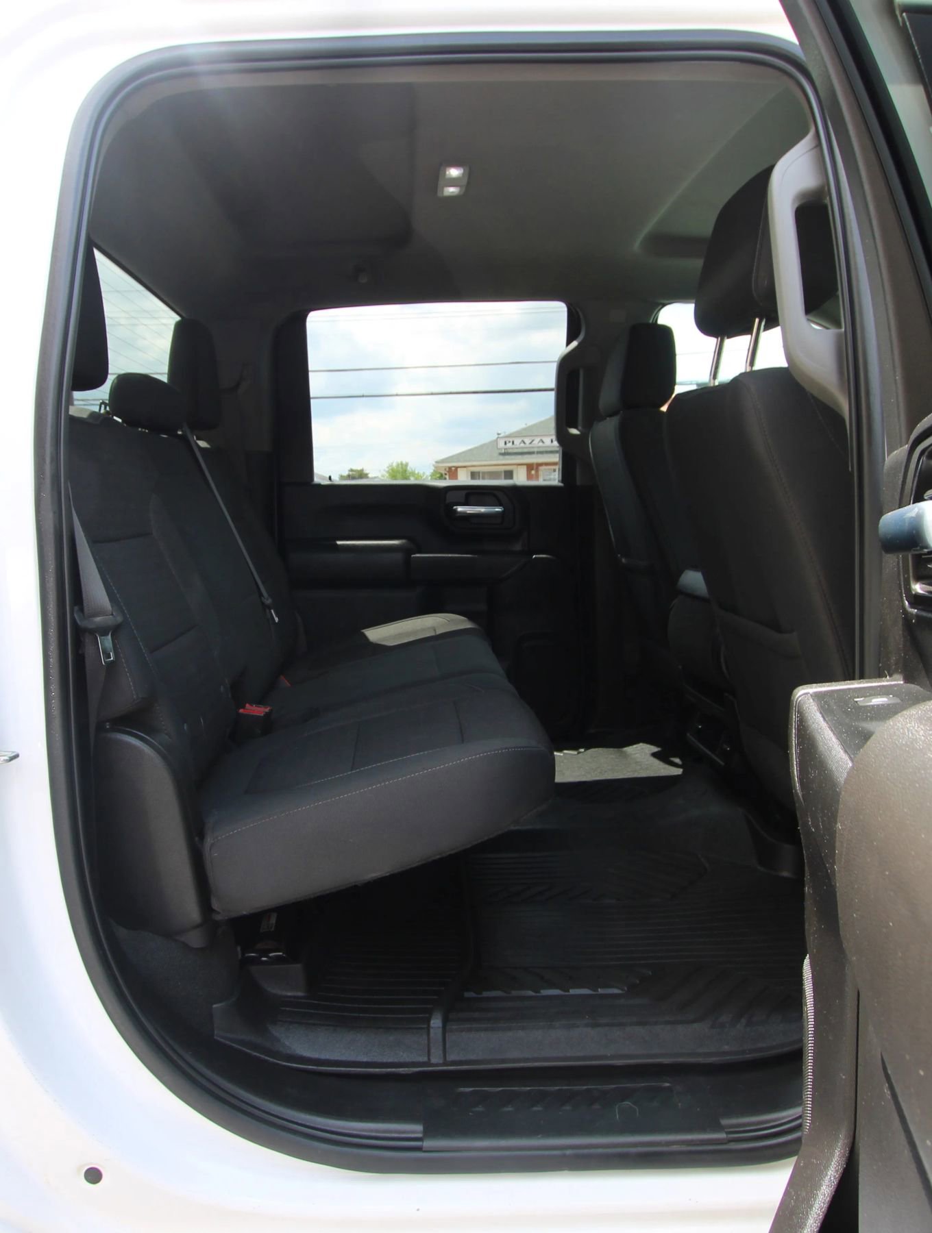 Used 2022 Chevrolet Silverado 2500 Custom w/ Custom Value Package AWD/4WD image 12