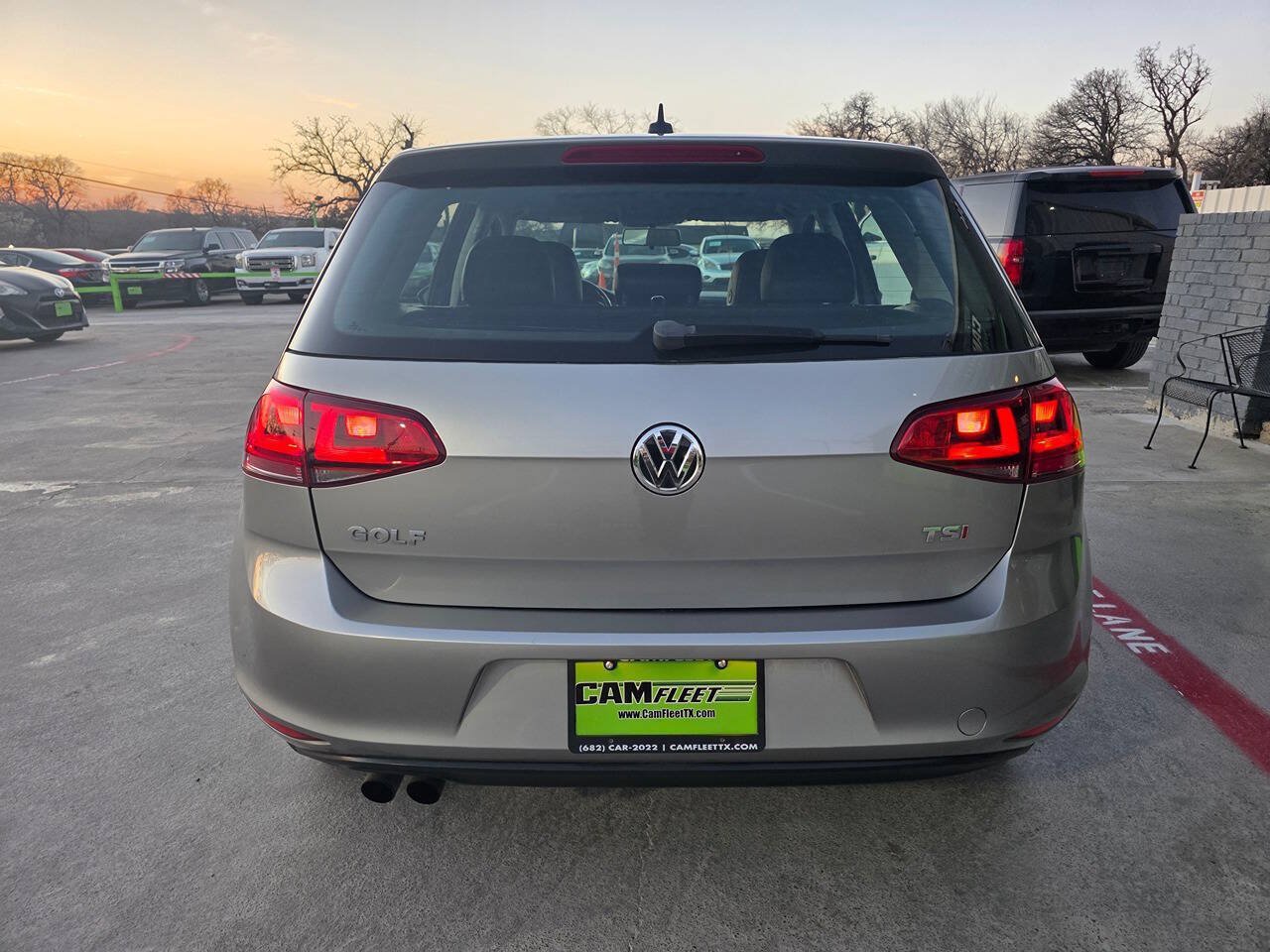 Used 2015 Volkswagen Golf S FWD image 12