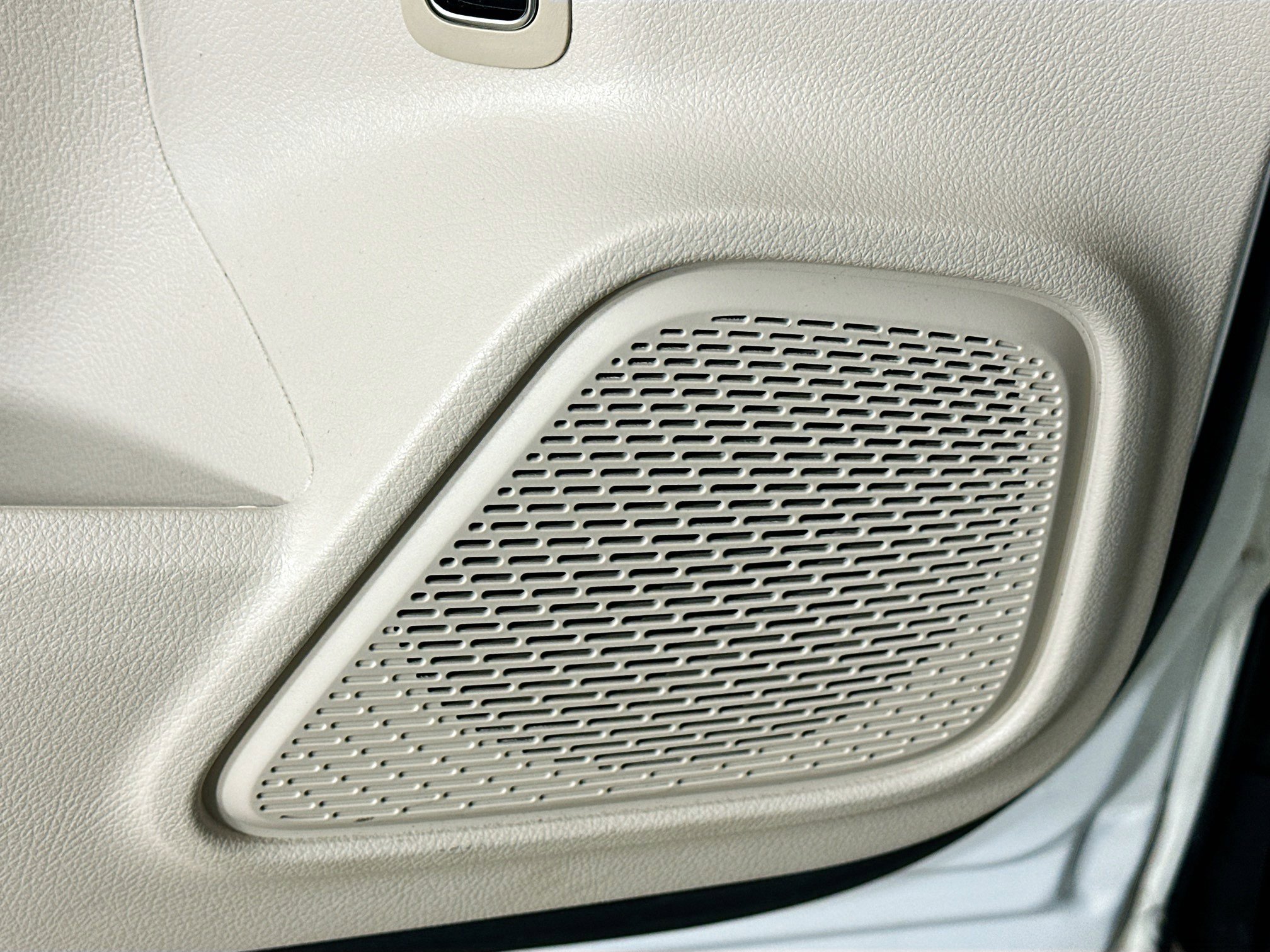 Certified 2023 Mercedes-Benz GLB 250 4MATIC image 23