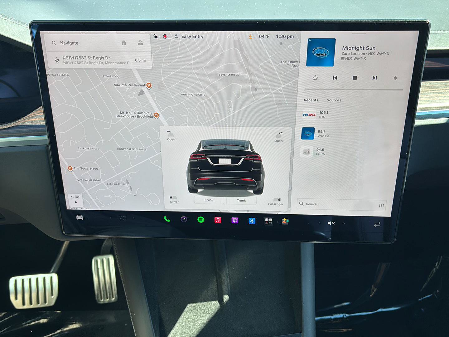 Used 2024 Tesla Model X AWD/4WD image 16