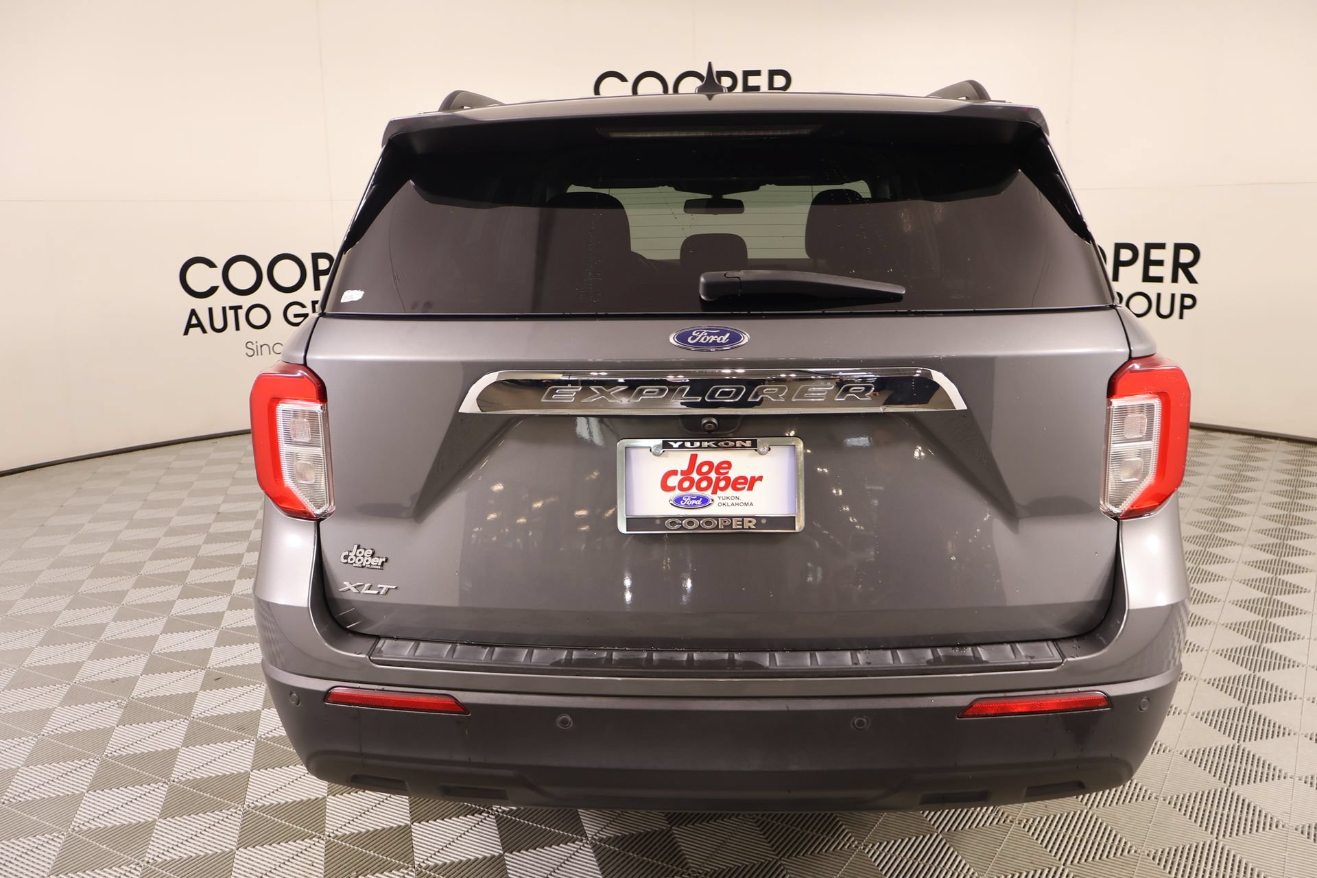 Used 2022 Ford Explorer XLT RWD image 22