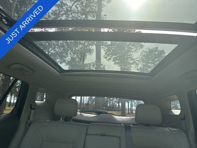 Used 2020 GMC Terrain Denali w/ Denali Premium Package FWD image 35