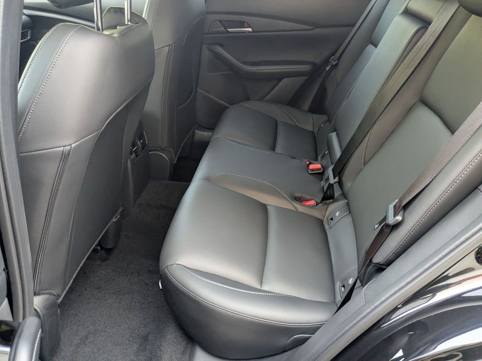 New 2025 MAZDA CX-30 AWD 2.5 S w/ Select Sport Pkg image 16
