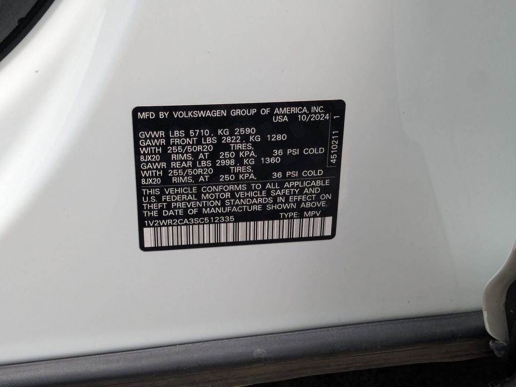 Used 2025 Volkswagen Atlas SE image 36