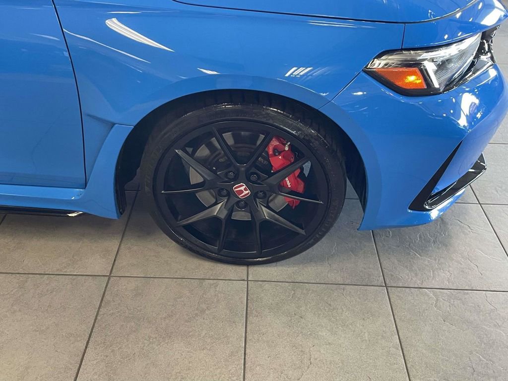 Used 2025 Honda Civic Type R image 13