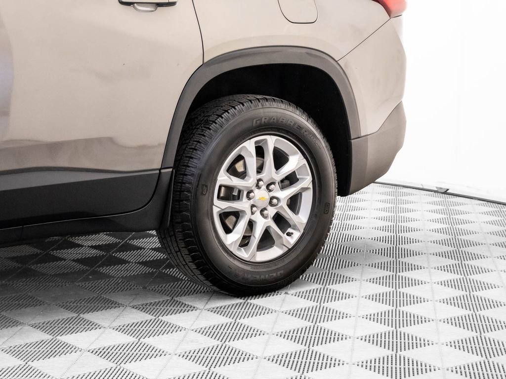 Used 2019 Chevrolet Traverse LT image 35
