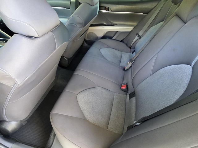 Used 2022 Toyota Camry LE FWD image 9