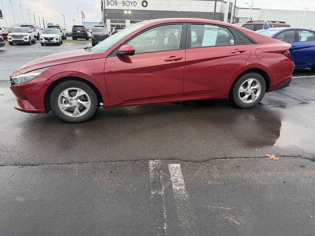 Used 2023 Hyundai Elantra SE