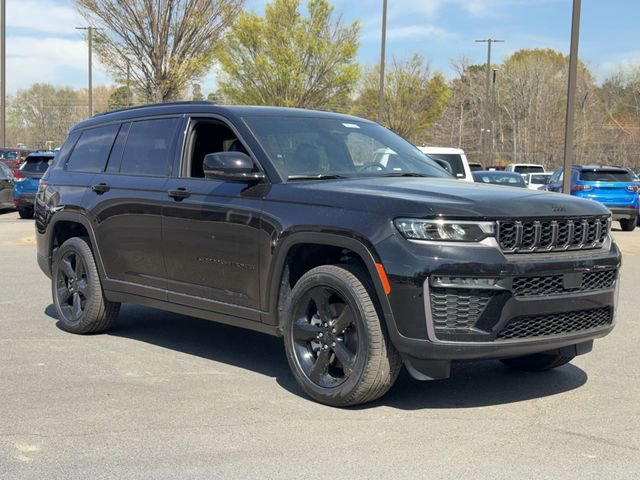 New 2026 Jeep Grand Cherokee L Limited w/ Limited Altitude Package image 14