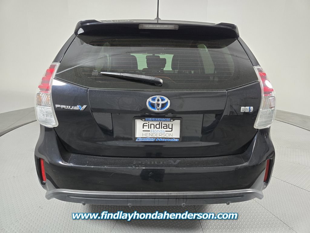Used 2017 Toyota Prius V Four w/ Carpet Mat Package FWD image 5