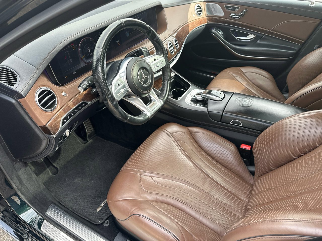 Used 2018 Mercedes-Benz S 63 AMG AMG S 63 4MATIC Sedan w/ Driver Assistance Package image 9