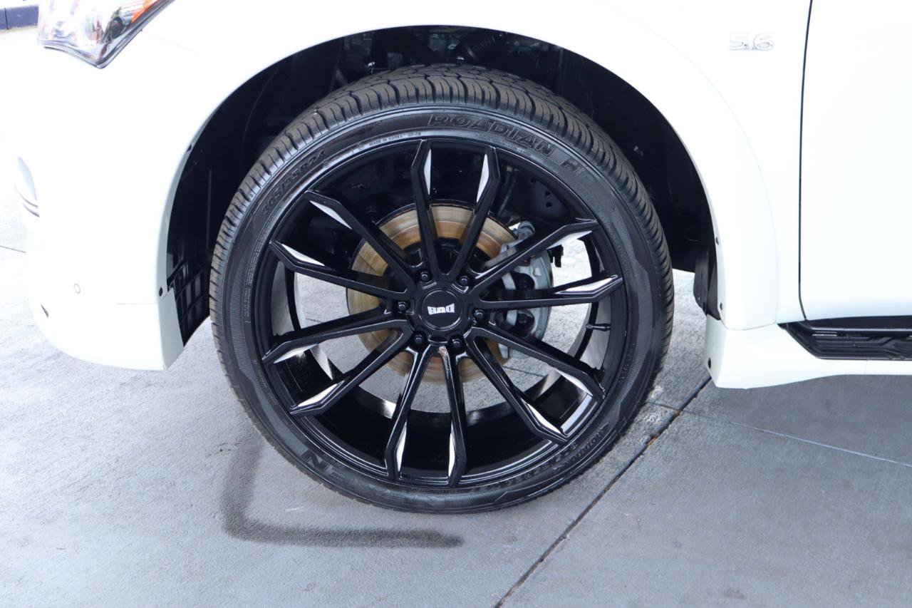 Used 2017 INFINITI QX80 4WD w/ Driver Assistance Package image 13