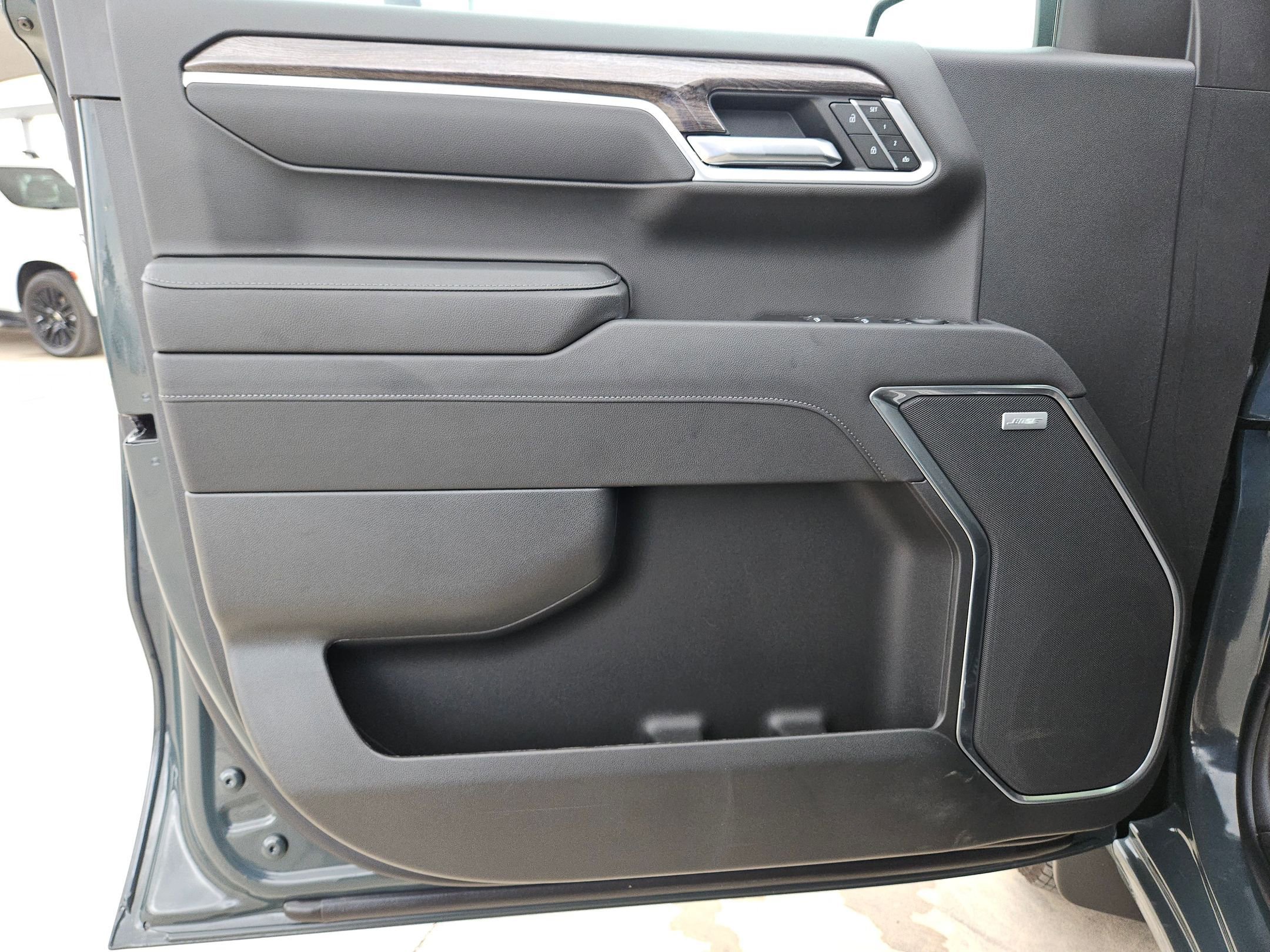 Certified 2026 Chevrolet Silverado 1500 LTZ w/ LTZ Premium Package image 11