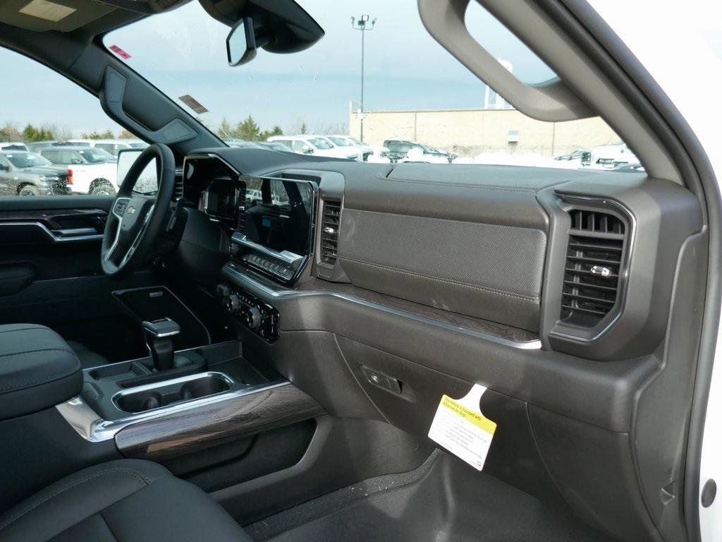 New 2026 Chevrolet Silverado 1500 LTZ w/ LTZ Premium Package image 10