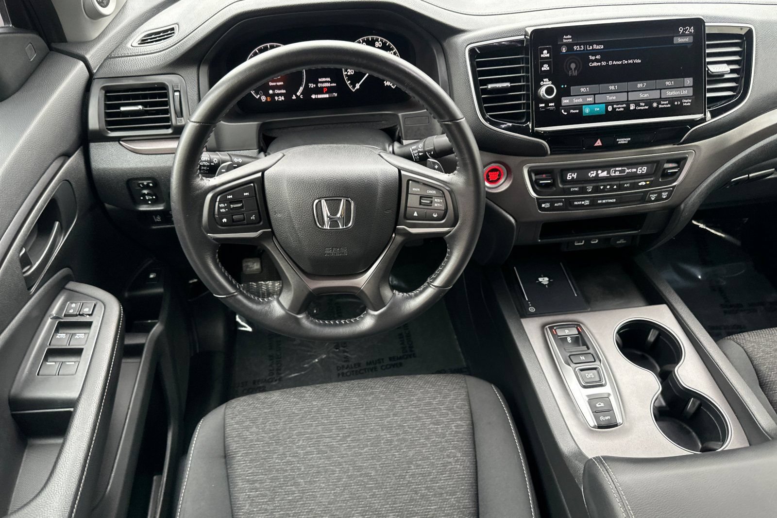 Used 2025 Honda Ridgeline Sport image 14