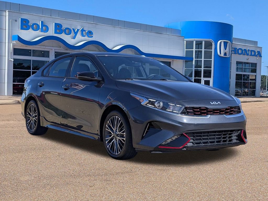 Used 2023 Kia Forte GT-Line image 7