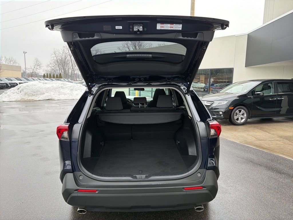 Used 2024 Toyota RAV4 XLE w/ Convenience Package image 16