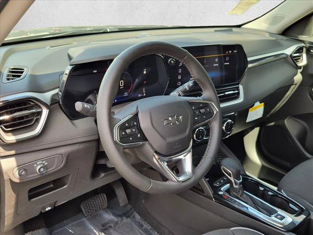 New 2026 Chevrolet TrailBlazer LT w/ Convenience Package AWD/4WD image 3