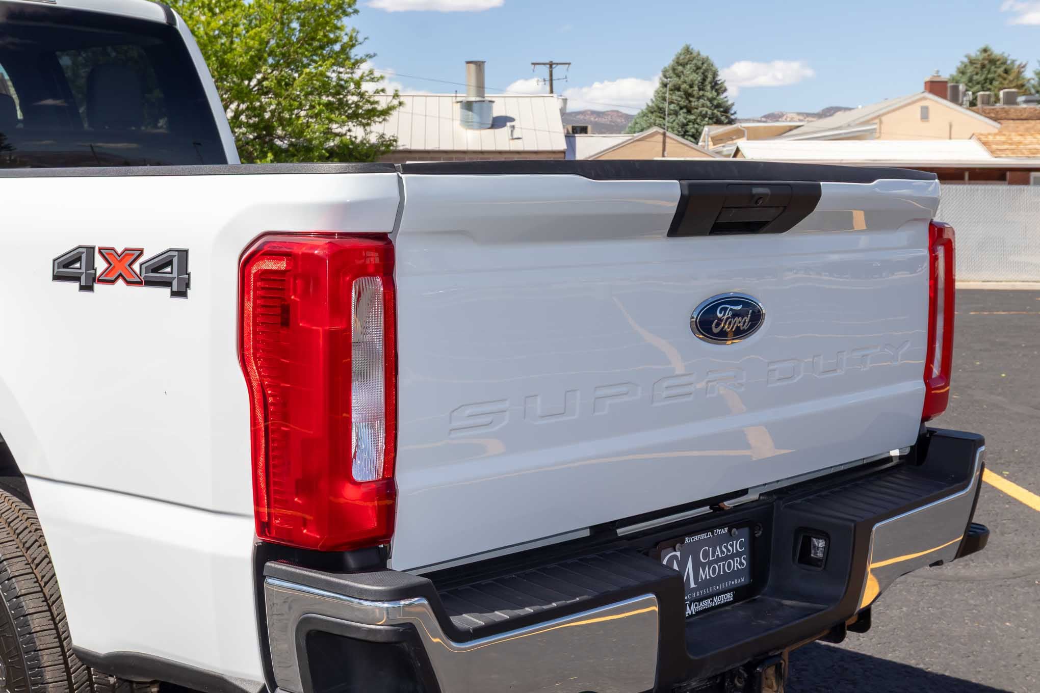 Used 2024 Ford F350 XLT AWD/4WD image 28