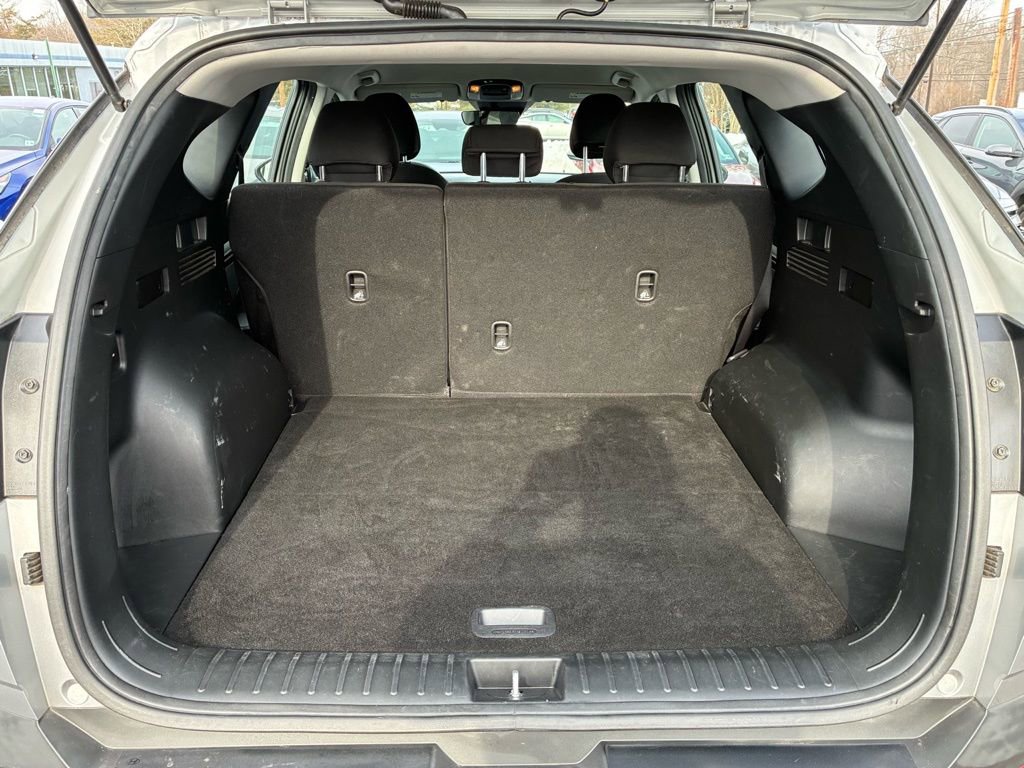 Used 2023 Hyundai Tucson SE image 12