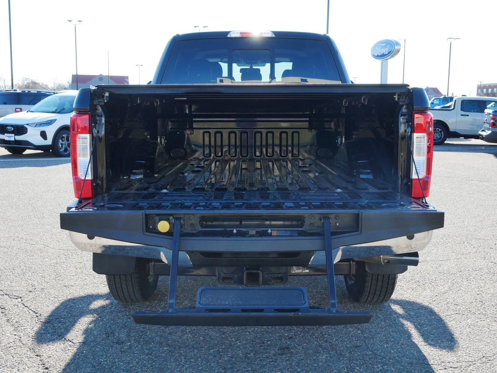 Used 2017 Ford F350 Lariat w/ Chrome Package image 13