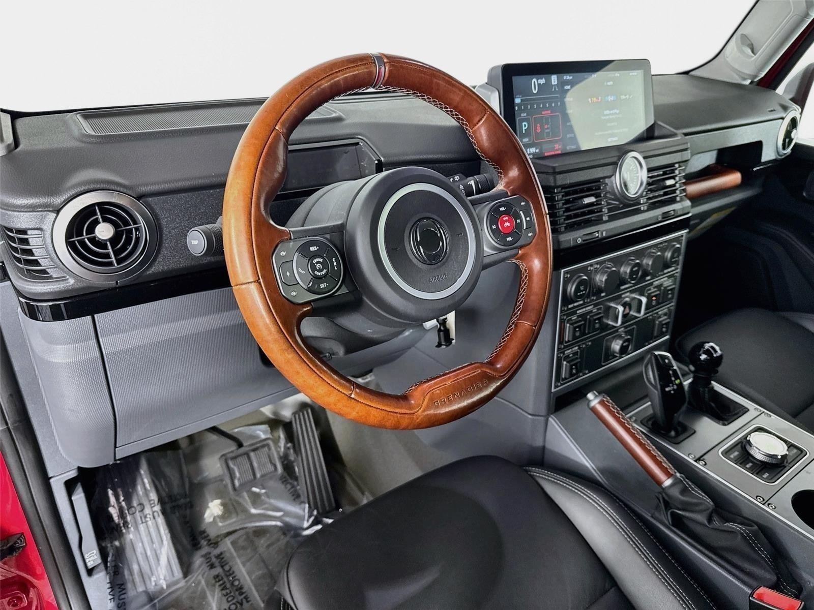 Used 2025 INEOS Grenadier Station Wagon AWD/4WD image 9