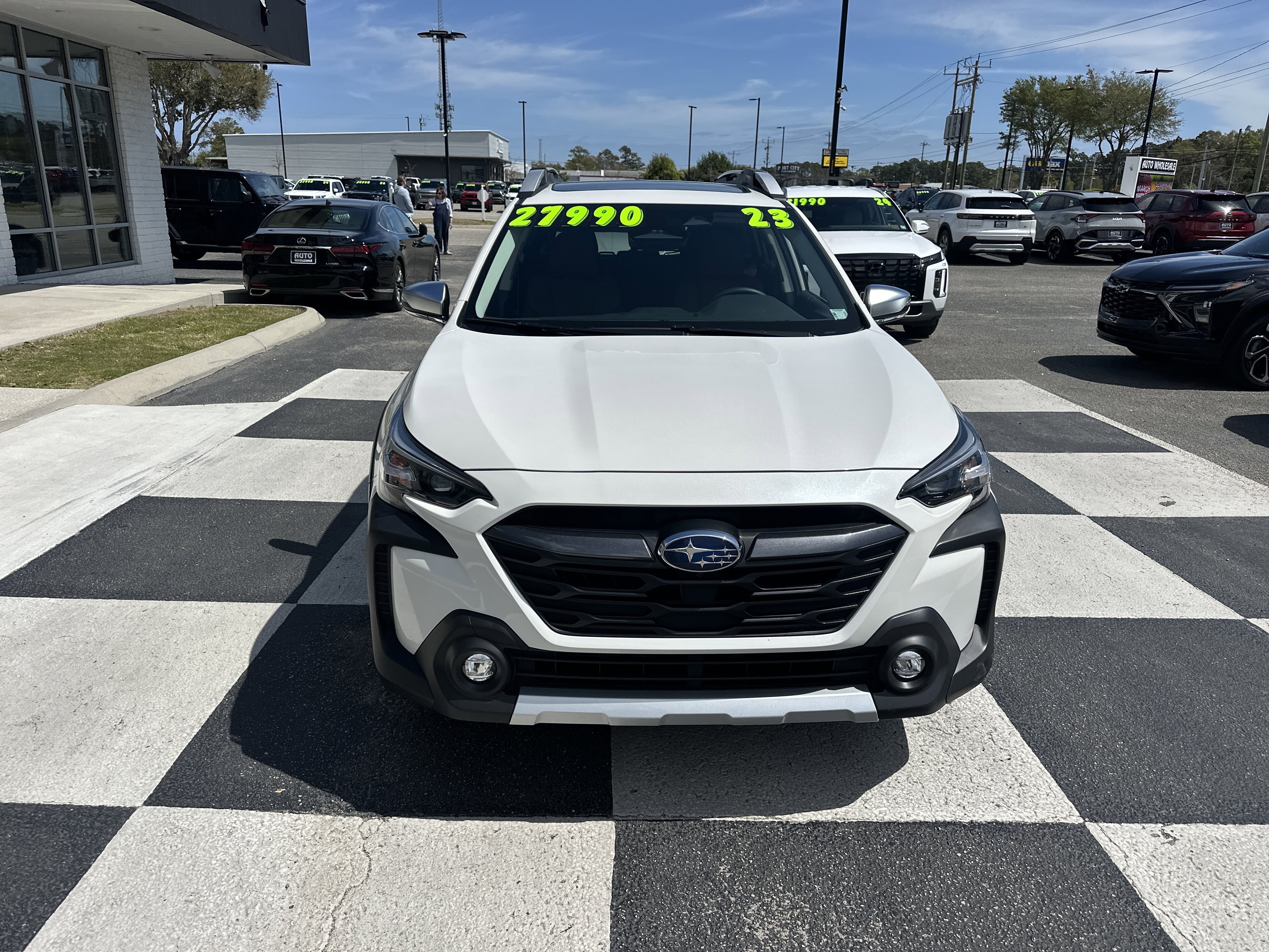 Used 2023 Subaru Outback Touring XT image 2