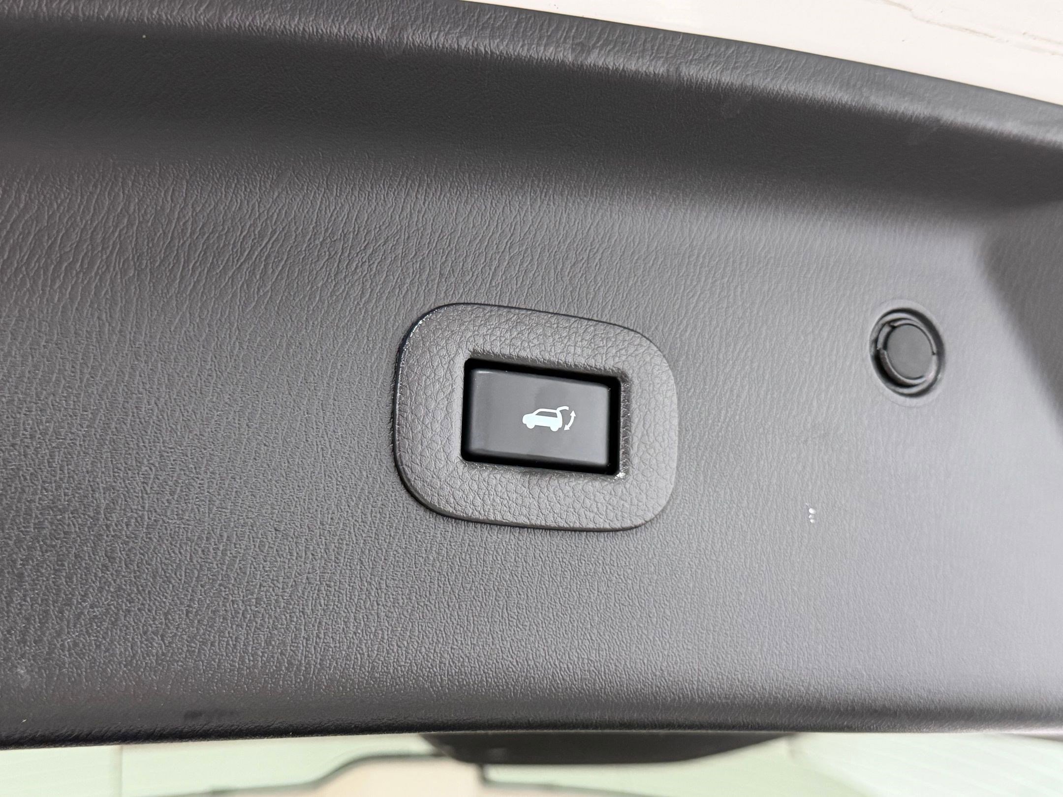 Used 2022 INFINITI QX80 Premium Select w/ Cargo Package RWD image 44
