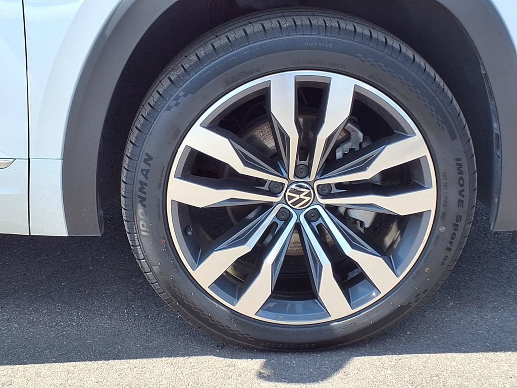 Used 2023 Volkswagen Atlas SEL Premium AWD/4WD image 9