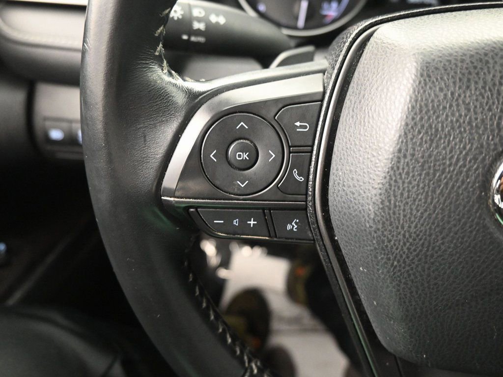 Used 2021 Toyota Camry SE image 17