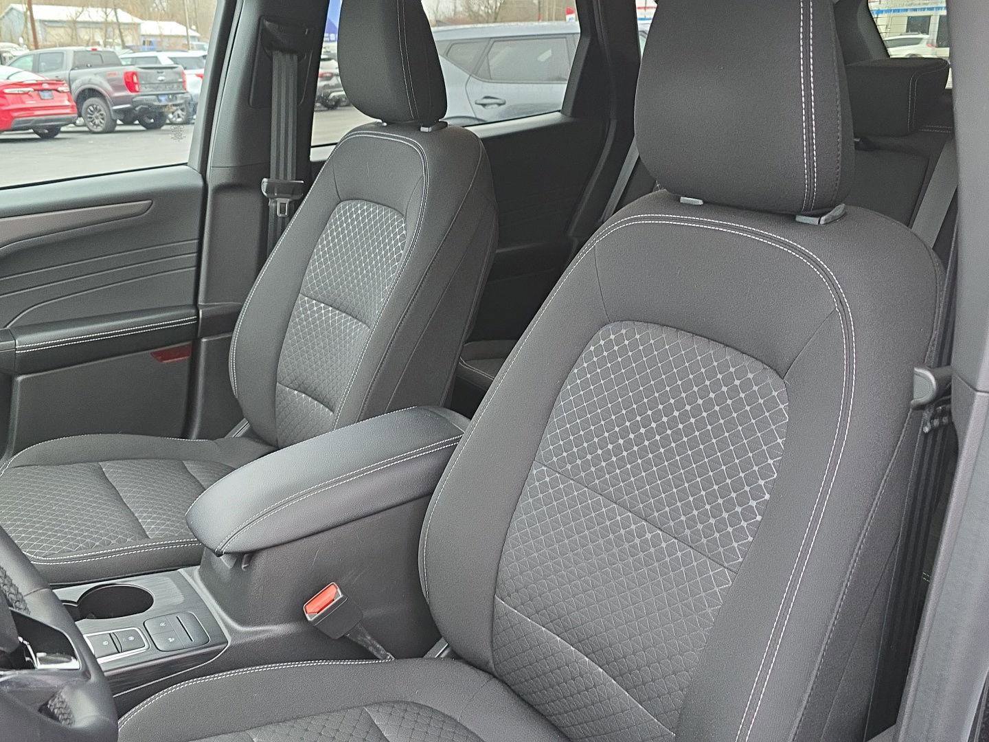 Used 2023 Ford Escape Active image 16